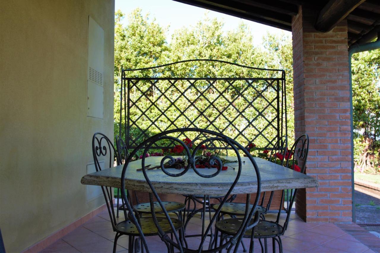 Agriresidence Debbiare Riparbella Buitenkant foto
